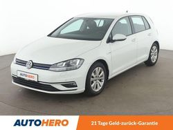 Weiß Gebraucht 2019 VW Golf VII Comfortline Limousine | 17.180 € (Guter Preis)
