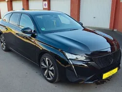 Lackierung schwarz perla nera/ Gebraucht 2022 Peugeot 308 Allure Kombi | 14.990 € (Guter Preis)