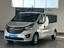Silber Gebraucht 2016 Opel Vivaro Van | 19.990 € (Teuer)