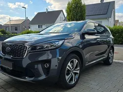 Grau Gebraucht 2018 Kia Sorento Platinum Edition SUV | 23.990 € (Fairer Preis)