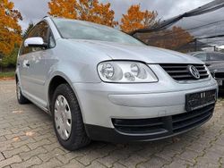 Reflexsilber metallic Gebraucht 2006 VW Touran Conceptline Van / Kleinbus | 1.700 € (Guter Preis)