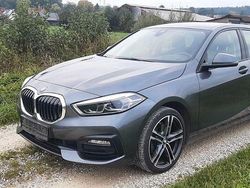 Grau Gebraucht 2019 BMW 118 Sport Line Kleinwagen | 19.250 € (Etwas zu teuer)