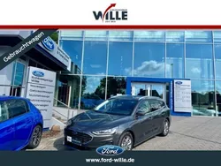 Silber Neu 2024 Ford Focus Titanium Kombi | 27.500 € (Guter Preis)