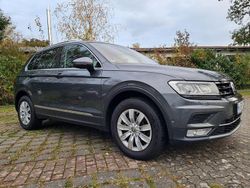 Grau Gebraucht 2017 VW Tiguan Highline SUV | 21.790 € (Guter Preis)