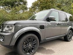 Grau Gebraucht 2016 Land Rover Discovery 4 Black Edition SUV | 26.600 € (Teuer)