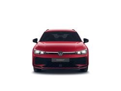 Rot Gebraucht 2025 VW Passat Style Kombi | 41.944 € (Superpreis)