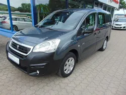 Grau Gebraucht 2018 Peugeot Partner Van / Kleinbus | 6.980 € (Superpreis)