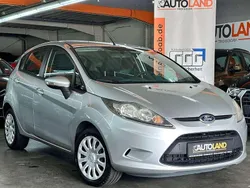 Silber Gebraucht 2010 Ford Fiesta Trend Kleinwagen | 3.999 € (Fairer Preis)