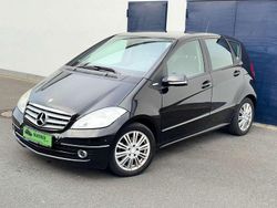 Kosmosschwarz metalliclack Gebraucht 2010 Mercedes A180 Kleinwagen | 3.450 € (Guter Preis)