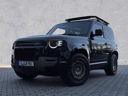 Santorini black Gebraucht 2025 Land Rover Defender SE Dynamic SUV | 80.950 € (Guter Preis)