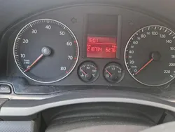 Rot Gebraucht 2005 VW Golf V Kleinwagen | 1.100 € (Superpreis)