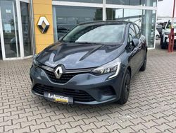 Grau Gebraucht 2021 Renault Clio V Zen Limousine | 13.490 € (Fairer Preis)