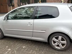 Silber Gebraucht 2008 VW Golf V United Limousine | 2.650 € (Fairer Preis)