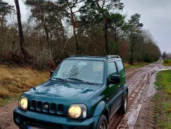 Grün Gebraucht 2002 Suzuki Jimny SUV | 5.500 €
