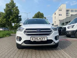 Weiß Gebraucht 2018 Ford Kuga Titanium SUV | 15.270 € (Guter Preis)