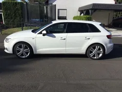 Weiß Gebraucht 2016 Audi A3 Sportback Sport Limousine | 14.300 € (Guter Preis)