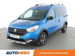 Blau Gebraucht 2019 Dacia Dokker Celebration Van | 14.150 € (Etwas zu teuer)