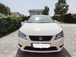 Weiß Gebraucht 2013 Seat Leon Limousine | 4.800 € (Etwas zu teuer)