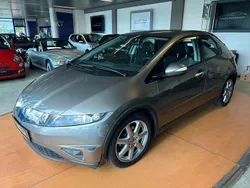 Grau Gebraucht 2007 Honda Civic Comfort Limousine | 6.290 € (Etwas zu teuer)