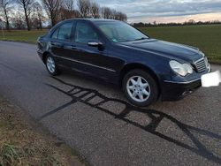 Blau Gebraucht 2001 Mercedes C180 Limousine | 2.350 € (Fairer Preis)