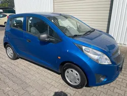 Blau Gebraucht 2010 Chevrolet Spark Kleinwagen | 991 € (Guter Preis)