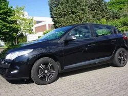 Sternenschwarz Gebraucht 2011 Renault Mégane III Limousine | 4.950 € (Fairer Preis)