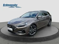 Silky bronze Gebraucht 2021 Hyundai i30 Prime Kombi | 18.980 € (Etwas zu teuer)