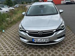 Grau Gebraucht 2019 Opel Astra S Kombi | 8.800 € (Fairer Preis)
