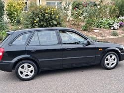 Schwarz Gebraucht 2000 Mazda 323F Limousine | 4.000 € (Teuer)