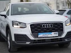 Weiß Gebraucht 2017 Audi Q2 Ambiente SUV | 16.500 € (Guter Preis)