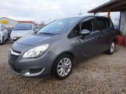 Grau Gebraucht 2016 Opel Meriva drive Van / Kleinbus | 3.900 € (Guter Preis)
