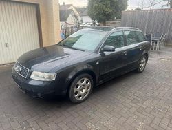 Schwarz Gebraucht 2004 Audi A4 Kombi | 1.500 € (Guter Preis)