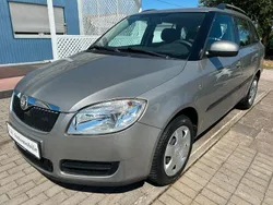 Grau Gebraucht 2008 Skoda Fabia Kombi | 4.550 € (Etwas zu teuer)