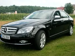 Schwarz Gebraucht 2008 Mercedes C220 Limousine | 2.500 €