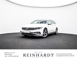 Oryxweiß perlmutteffekt Gebraucht 2022 VW Passat Elegance Kombi | 20.475 € (Superpreis)