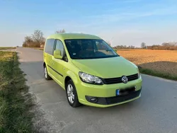 Grün Gebraucht 2011 VW Caddy Van / Kleinbus | 7.500 € (Fairer Preis)