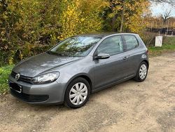 Grau Gebraucht 2009 VW Golf VI Comfortline Limousine | 7.900 € (Etwas zu teuer)