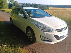 Weiß Gebraucht 2012 Hyundai i40 Premium Kombi | 7.390 € (Fairer Preis)