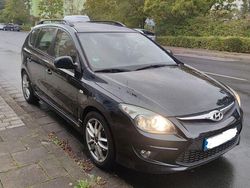 Schwarz Gebraucht 2011 Hyundai i30 Classic Kombi | 3.800 € (Fairer Preis)