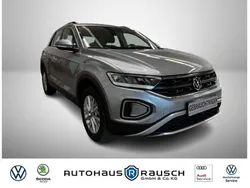 Silber Gebraucht 2024 VW T-Roc Life SUV | 28.900 € (Fairer Preis)
