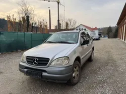 Silber Gebraucht 2000 Mercedes ML320 SUV | 1.999 € (Superpreis)