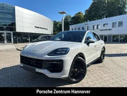 Kreide Neu 2025 Porsche Cayenne GTS SUV | 167.849 € (Fairer Preis)