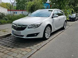 Weiß Gebraucht 2016 Opel Insignia Kombi | 6.499 € (Superpreis)
