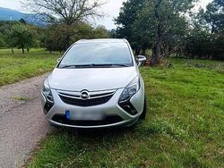 Silber Gebraucht 2015 Opel Zafira Tourer Van / Kleinbus | 6.600 € (Fairer Preis)