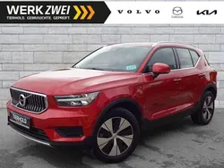 Rot Gebraucht 2022 Volvo XC40 Inscription SUV | 33.900 € (Fairer Preis)