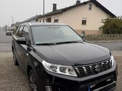 Schwarz Gebraucht 2020 Suzuki Vitara Comfort SUV | 18.000 € (Guter Preis)
