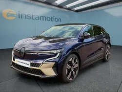 Blau Neu 2025 Renault Mégane Limousine | 45.749 €