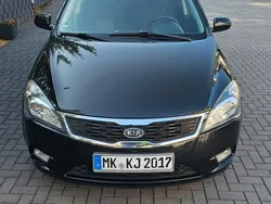 Schwarz Gebraucht 2011 Hyundai i30 Comfort Kombi | 4.200 € (Etwas zu teuer)