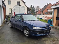 Blau Gebraucht 2000 Peugeot 306 Cabriolet Cabrio | 650 €
