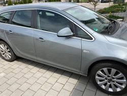 Silber Gebraucht 2012 Opel Astra Kombi | 3.500 € (Superpreis)